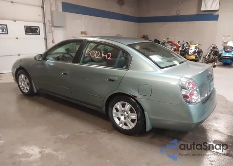 2005 Nissan Altima 2.5 S из США, поврежденный, VIN 1N4AL11DX5C345406